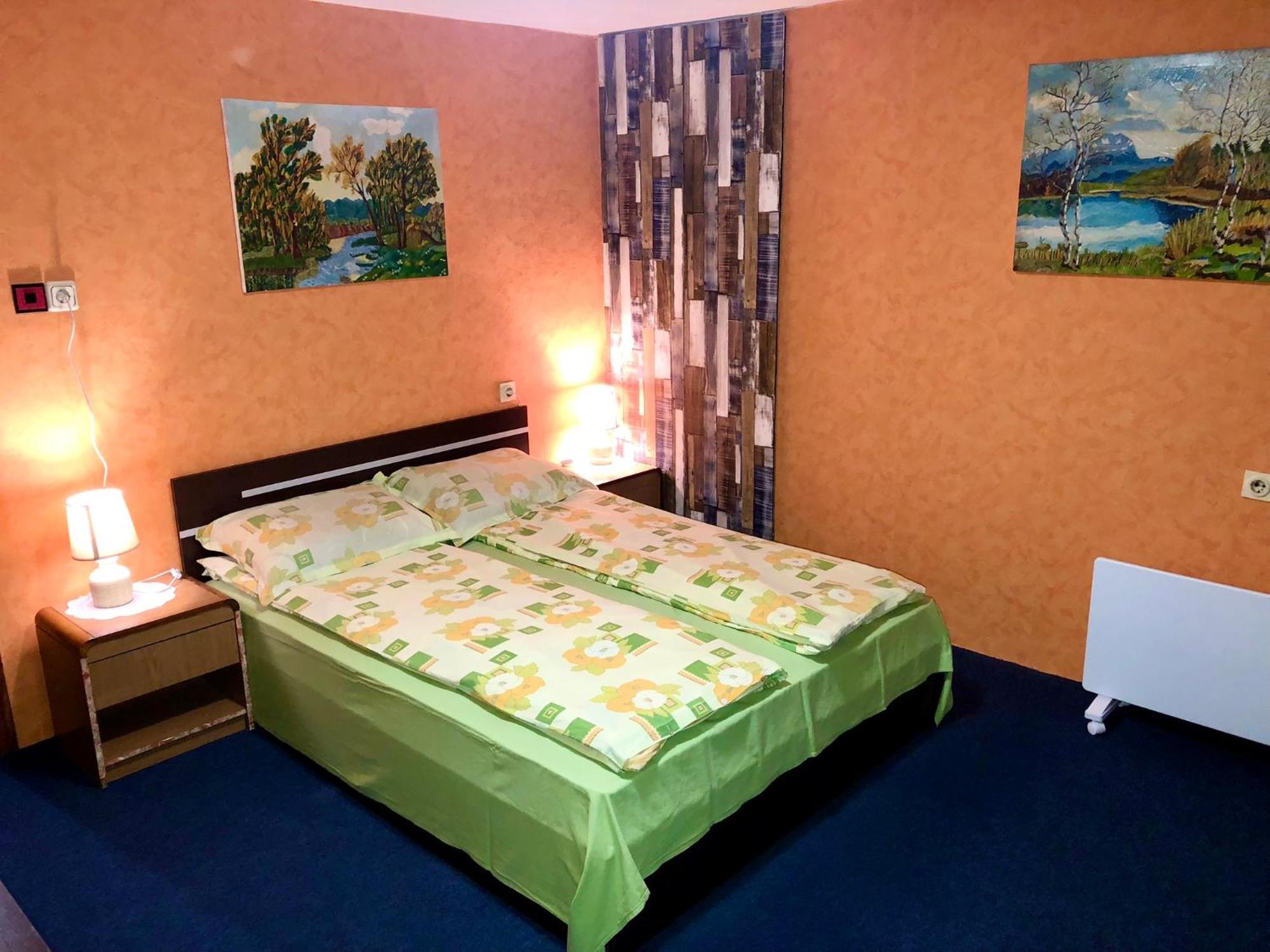 Niya Guest House เบลิอิสการ์ ภายนอก รูปภาพ